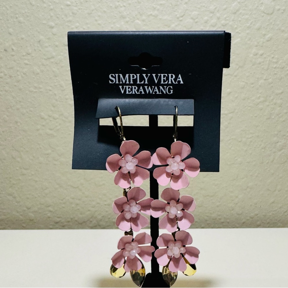 NWT Simply Vera Vera Wang Earrings antique gold tone w/ 3 pink metal flowers